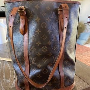 LV GM Bucket Bag Pre loved